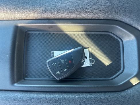 Used 2022 Chevrolet Silverado 1500 RST image 38