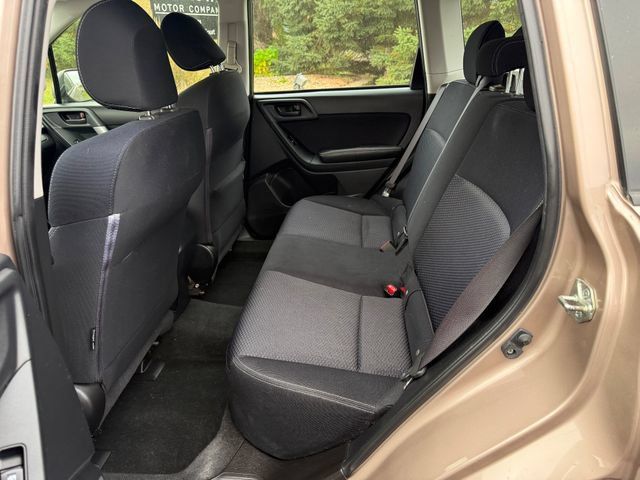 Used 2016 Subaru Forester 2.5i w/ Alloy Wheel Package AWD/4WD image 7