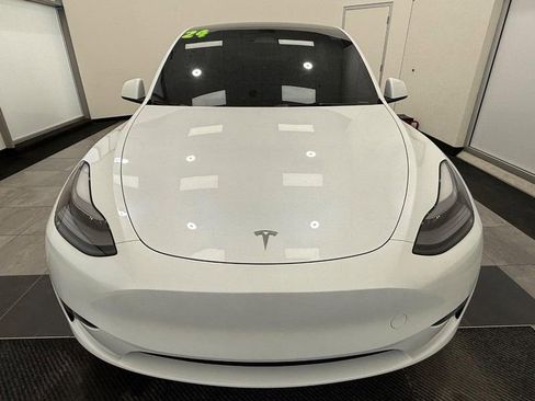 Used 2024 Tesla Model Y Long Range image 7