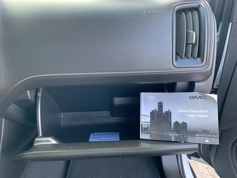 Used 2022 GMC Canyon AT4 w/ Trailering Package image 30