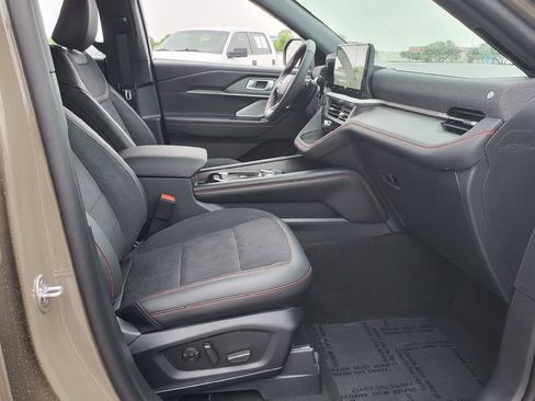 New 2026 Ford Explorer ST w/ Sun And Sound Package AWD/4WD image 14