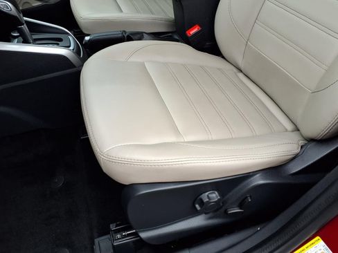 Used 2021 Ford EcoSport Titanium FWD image 24
