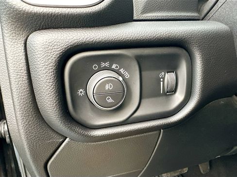 New 2026 RAM 2500 Big Horn AWD/4WD image 9