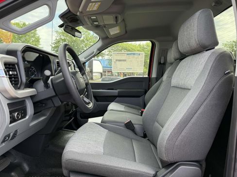 New 2025 Ford F450 XLT w/ XLT Value Package image 9