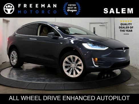 Used 2017 Tesla Model X 75D image 1
