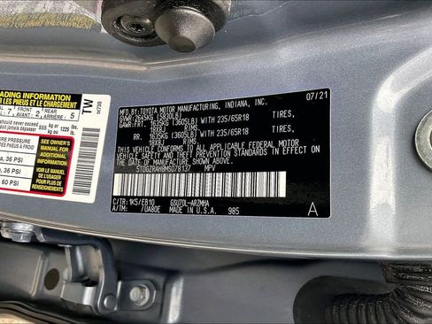 Used 2021 Toyota Highlander XLE image 16