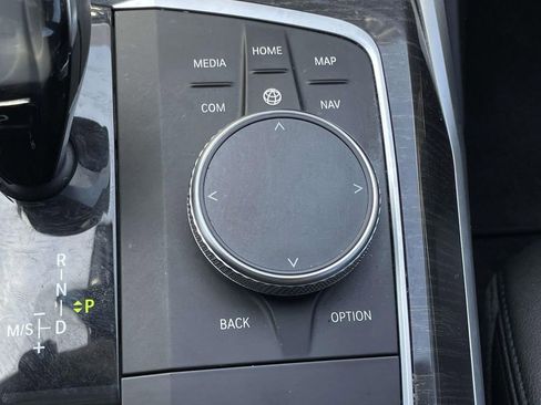 Used 2019 BMW 330i xDrive Sedan w/ Driving Assistance Package AWD/4WD image 22