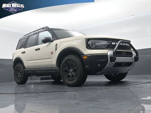 New 2025 Ford Bronco Sport Badlands w/ Sasquatch Badlands Package image 17