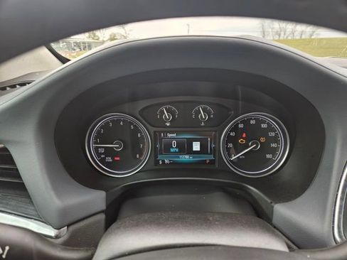 Used 2019 Buick Enclave Essence image 15