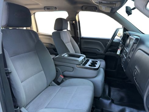 Used 2017 Chevrolet Silverado 1500 W/T image 15