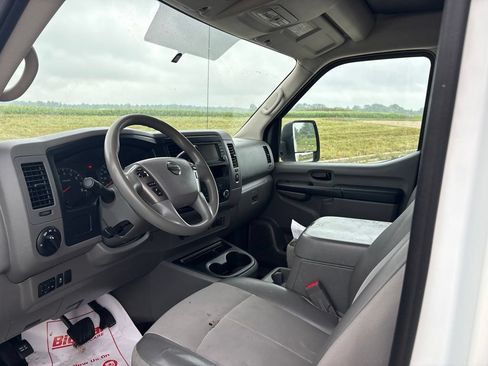 Used 2020 Nissan NV 3500 SL w/ Navigation Package RWD image 17