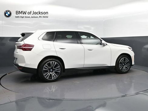 New 2026 BMW X3 xDrive30 w/ Premium Package AWD/4WD image 8