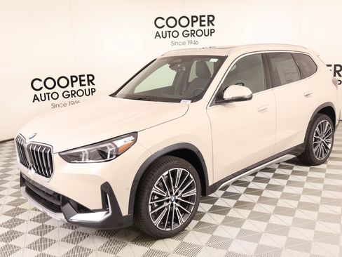 New 2026 BMW X1 xDrive28i w/ Technology Package AWD/4WD image 10