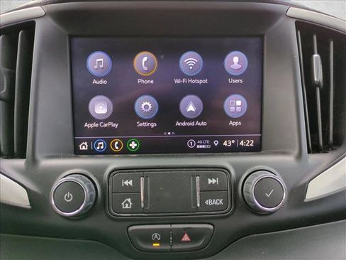 Used 2024 GMC Terrain SLT image 14