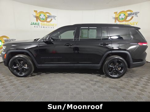 Used 2023 Jeep Grand Cherokee L Laredo AWD/4WD image 4