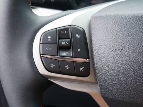 New 2026 Ford Explorer Active w/ Active Comfort Package image 19