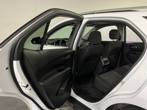 Used 2020 Chevrolet Equinox LT AWD/4WD image 32