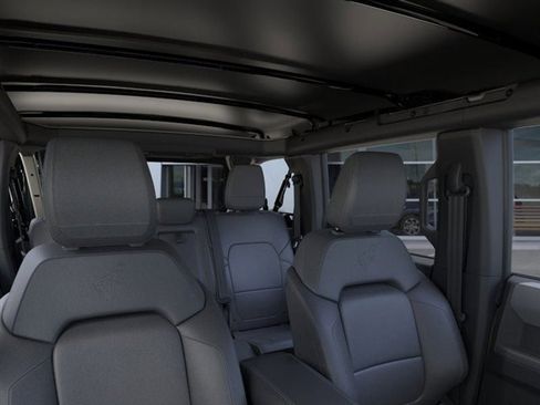New 2025 Ford Bronco Big Bend w/ Black Diamond Package image 12