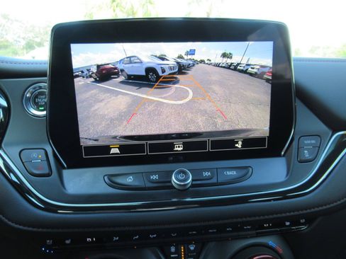 Used 2024 Chevrolet Blazer RS w/ Enhanced Convenience Package FWD image 31