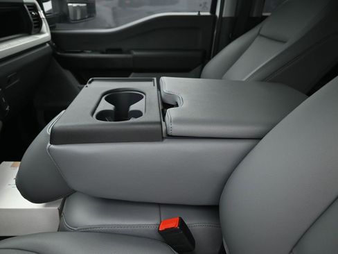 New 2025 Ford F350 XL image 19