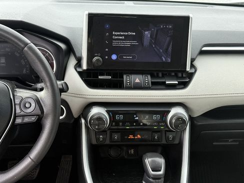 Used 2023 Toyota RAV4 XLE Premium FWD image 21