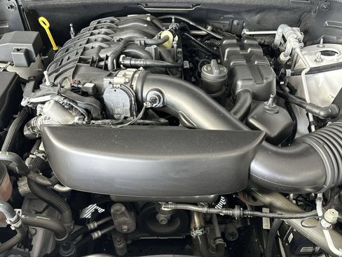 Used 2021 Jeep Grand Cherokee Laredo RWD image 28