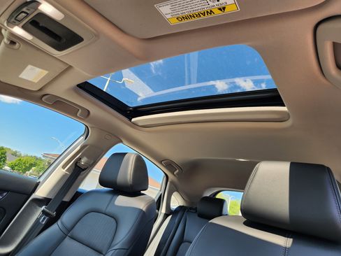 Certified 2023 Honda Civic EX-L image 15