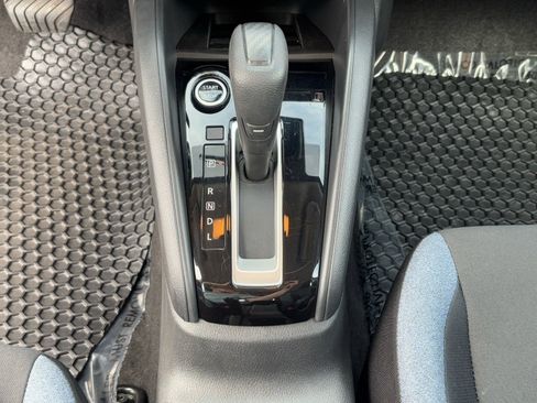 Certified 2025 Nissan Versa SV image 27