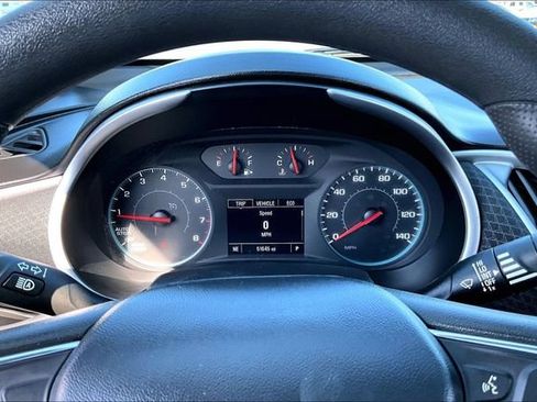 Used 2023 Chevrolet Malibu LT FWD image 13