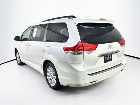 Used 2014 Toyota Sienna Limited w/ Limited Premium Package AWD/4WD image 5