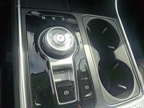 New 2026 Kia Carnival EX image 16