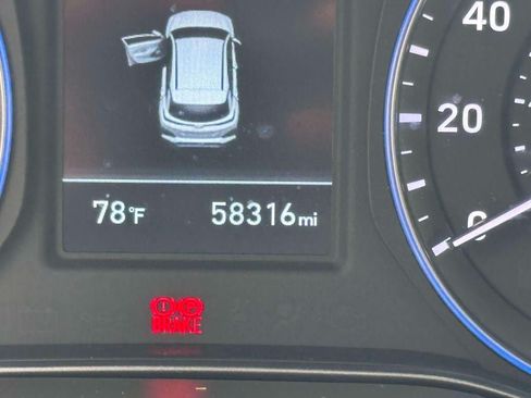 Used 2019 Hyundai Kona SEL w/ SEL Tech Package 02 AWD/4WD image 26