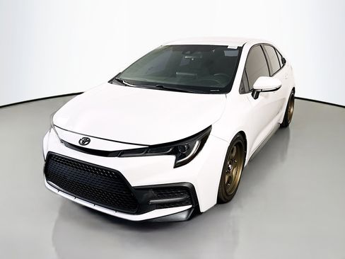 Used 2020 Toyota Corolla SE image 4
