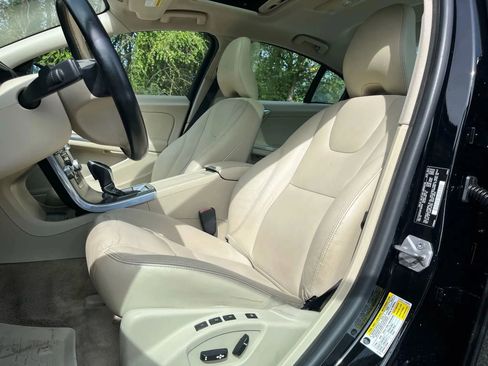 Used 2015 Volvo S60 T5 Premier image 10