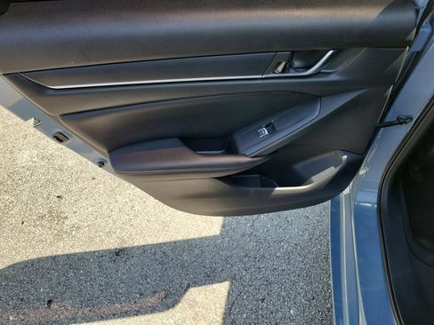 Used 2022 Honda Accord Sport Special Edition image 17