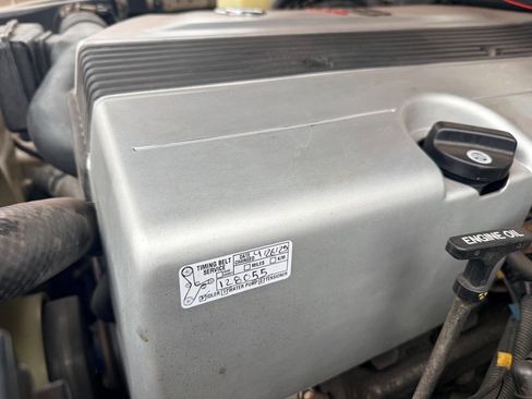 Used 2001 Lexus LX 470 4WD image 48