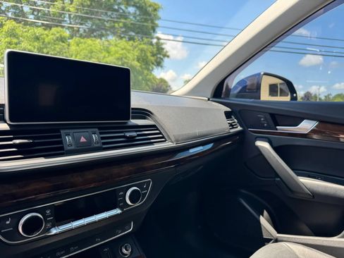 Used 2018 Audi Q5 2.0T Premium Plus w/ Premium Plus Package AWD/4WD image 21