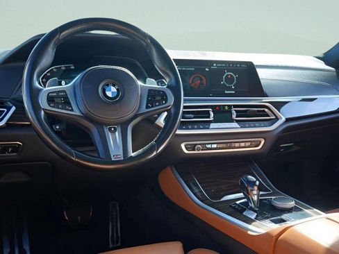 Used 2021 BMW X5 xDrive40i w/ M Sport Package image 52