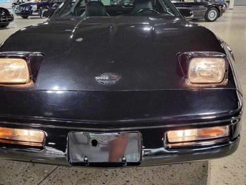 Used 1994 Chevrolet Corvette Coupe RWD image 18
