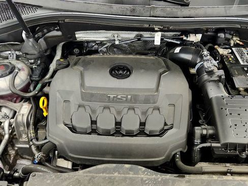 Used 2023 Volkswagen Tiguan SE R-Line FWD image 26