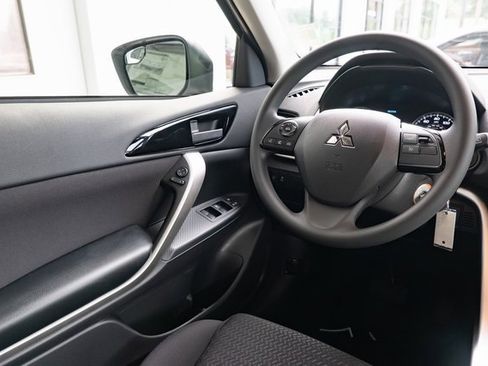 New 2026 Mitsubishi Eclipse Cross ES image 11