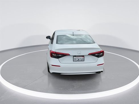 Used 2023 Honda Civic Sport image 12