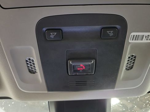 Used 2022 Toyota Camry LE FWD image 22