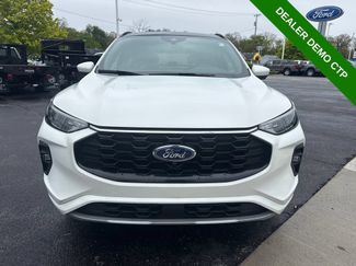 Used 2024 Ford Escape ST-Line Select w/ Tech Pack #2 AWD/4WD video 3