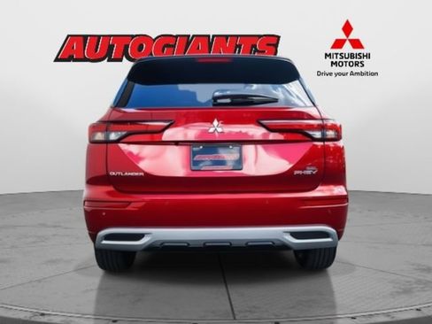 New 2025 Mitsubishi Outlander SEL image 5