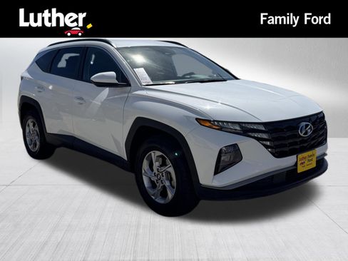 Used 2024 Hyundai Tucson SEL AWD/4WD image 1
