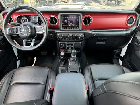 Used 2022 Jeep Gladiator Rubicon w/ Cold Weather Group image 21
