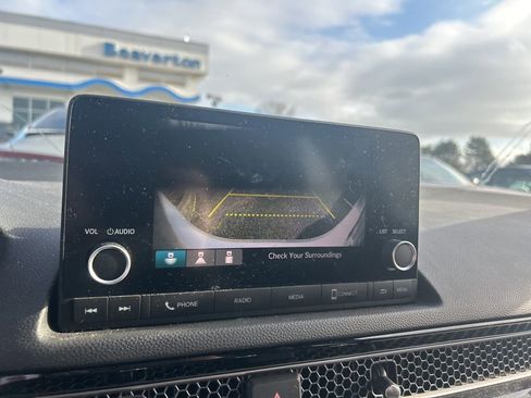 Used 2023 Honda Civic Sport image 3