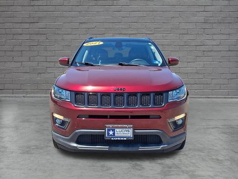 Used 2021 Jeep Compass Latitude w/ Sun and Sound Group AWD/4WD image 4