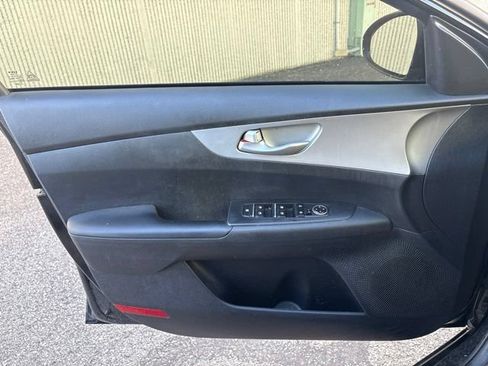 Certified 2023 Kia Forte LXS FWD image 22